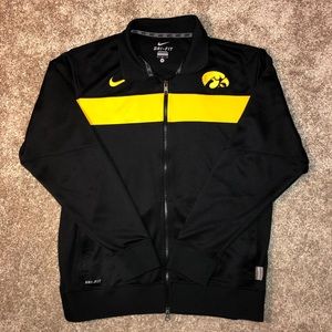 Nike | Iowa Hawkeyes Dri-Fit Jacket